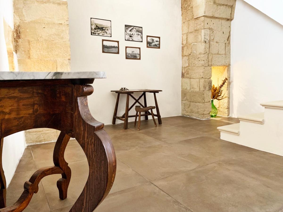 Upstairs - Lazy Terrace Villa Lecce Luaran gambar