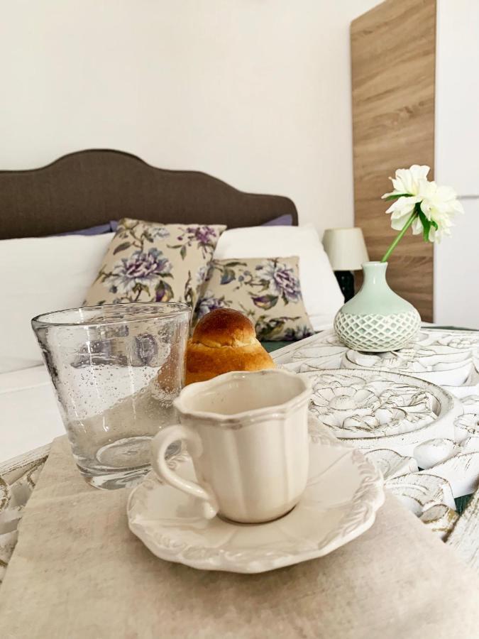 Upstairs - Lazy Terrace Villa Lecce Luaran gambar