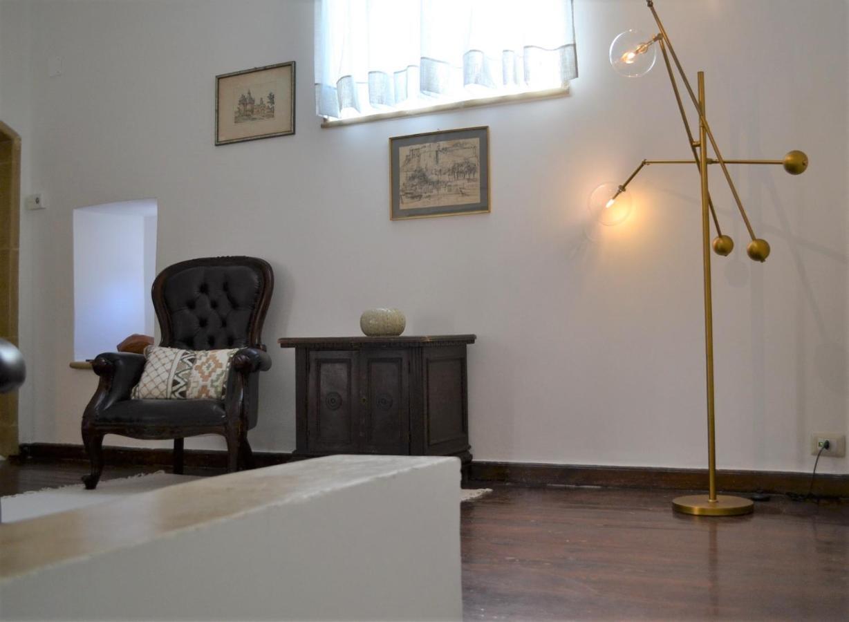 Upstairs - Lazy Terrace Villa Lecce Luaran gambar